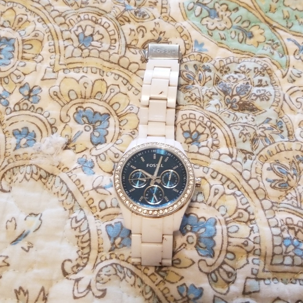 White Fossil watch
